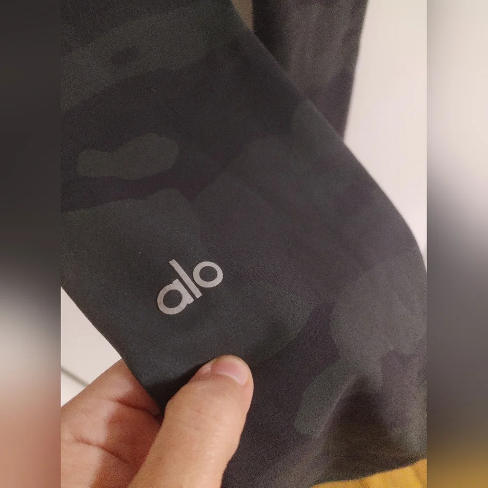 ALO High-Waist Vapor Leggings